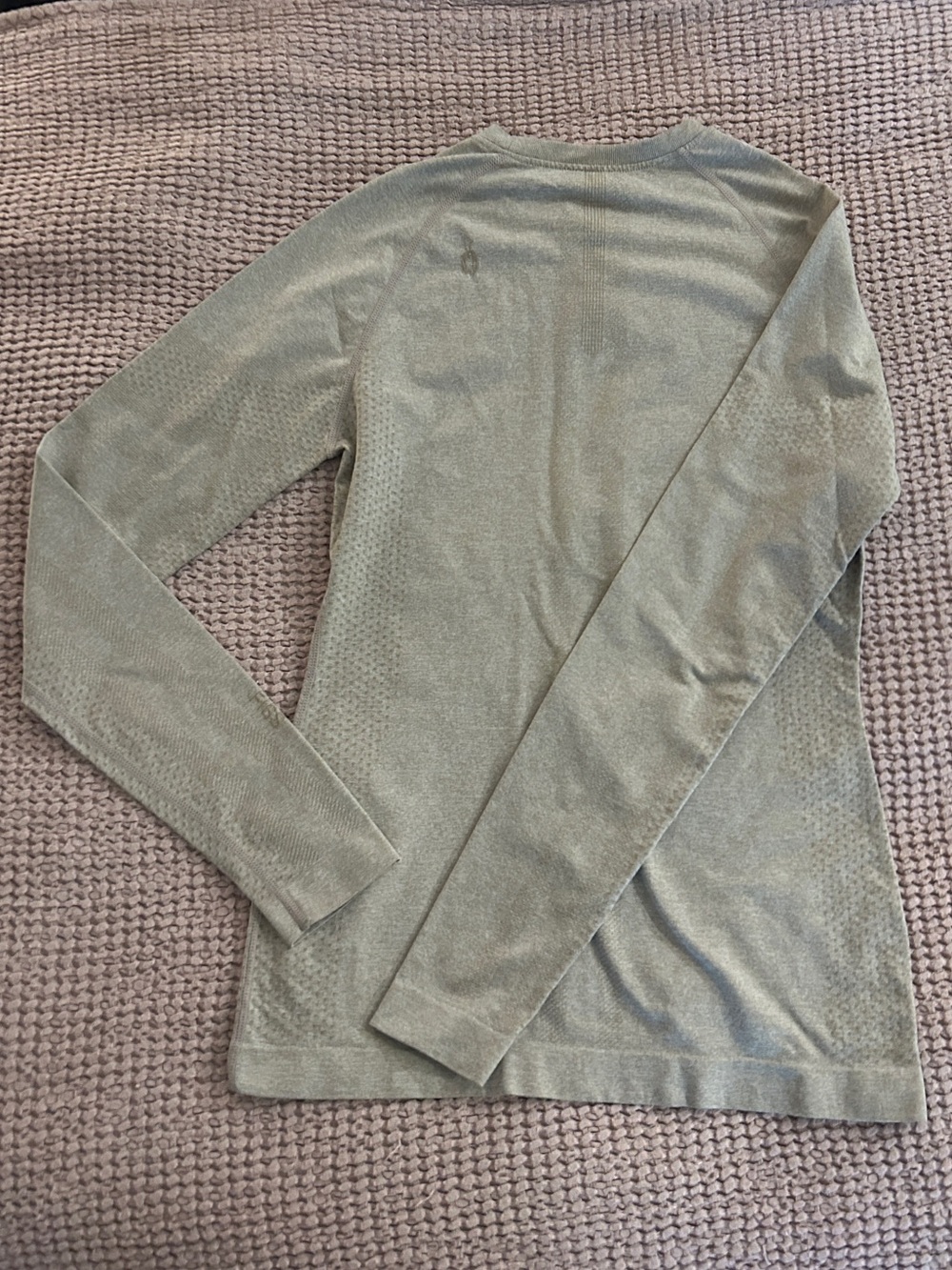 FIGS Heather Olive Joggers & Sand Underscrub Set - Picture 8 of 11